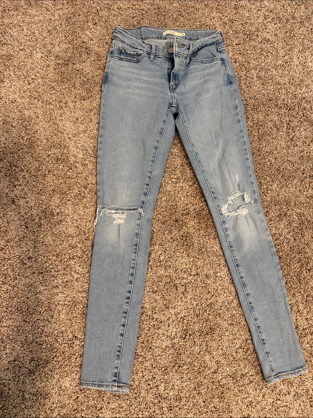 Levi’s skinny jeans